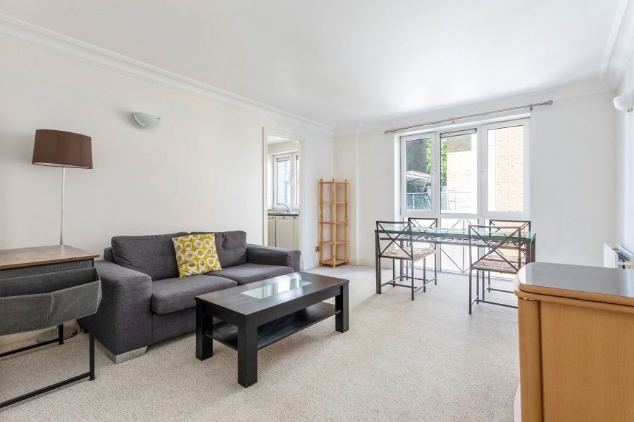 Property photo 1 of 12