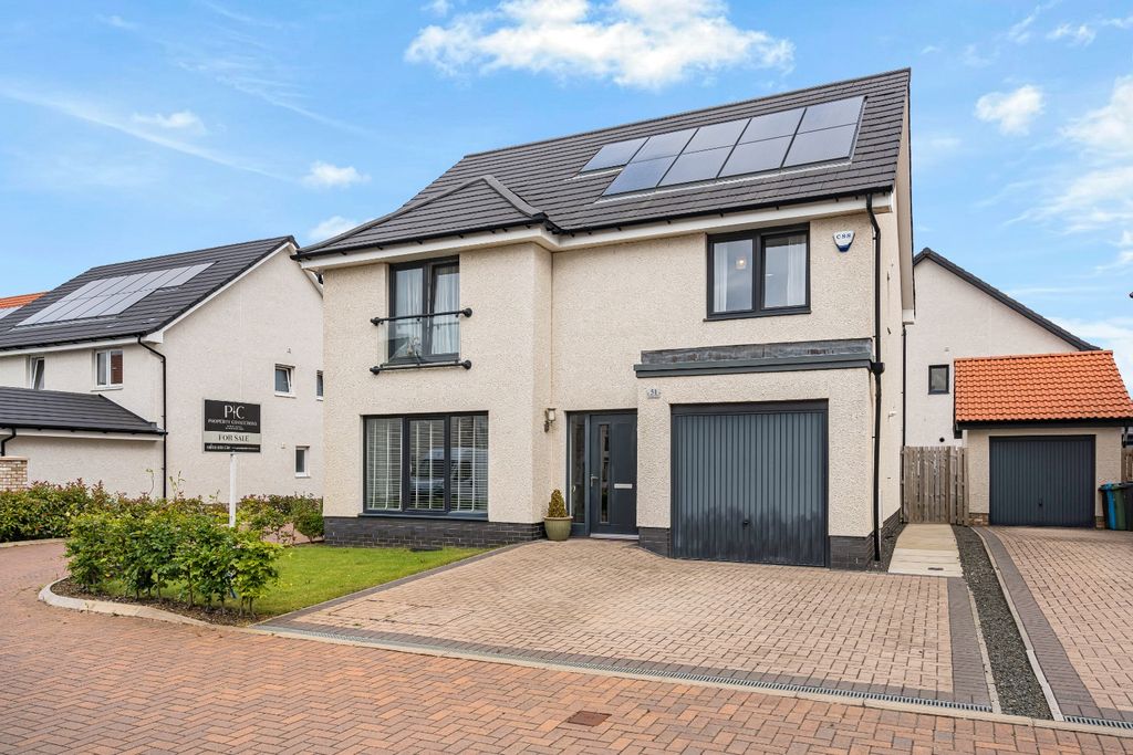 Property photo 1 of 34 4407621