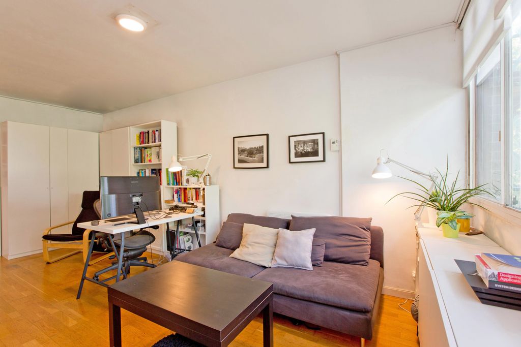 Property photo 2 of 10 Gallery