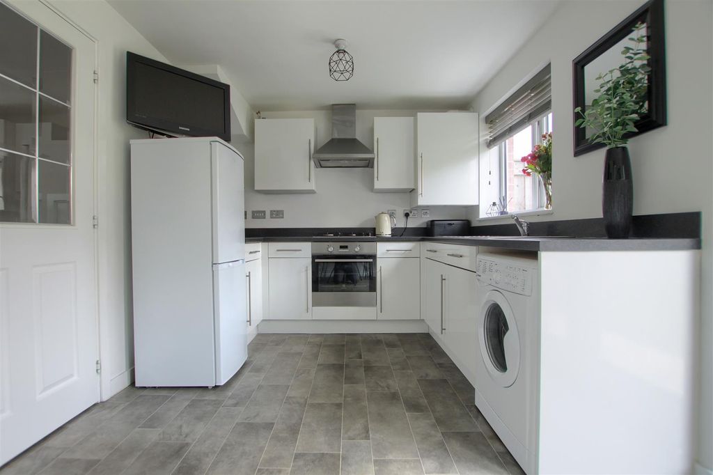 Property photo 2 of 13 cd5.Jpg