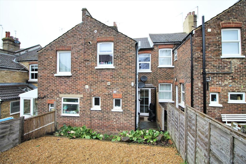 Property photo 1 of 14 Rear