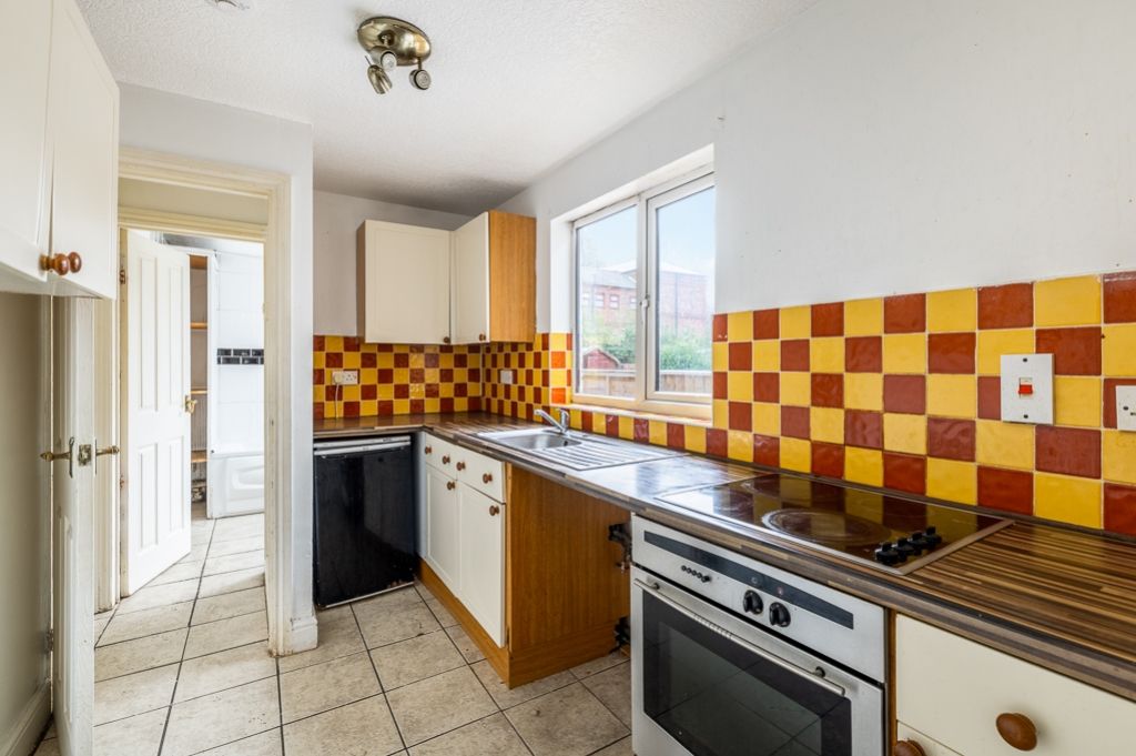 Property photo 3 of 15 7 Norfolk Place (Boston)-9