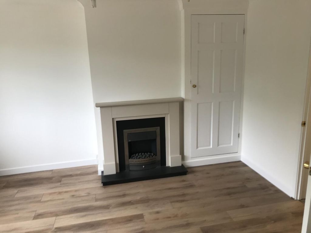 Property photo 3 of 8 Living Room