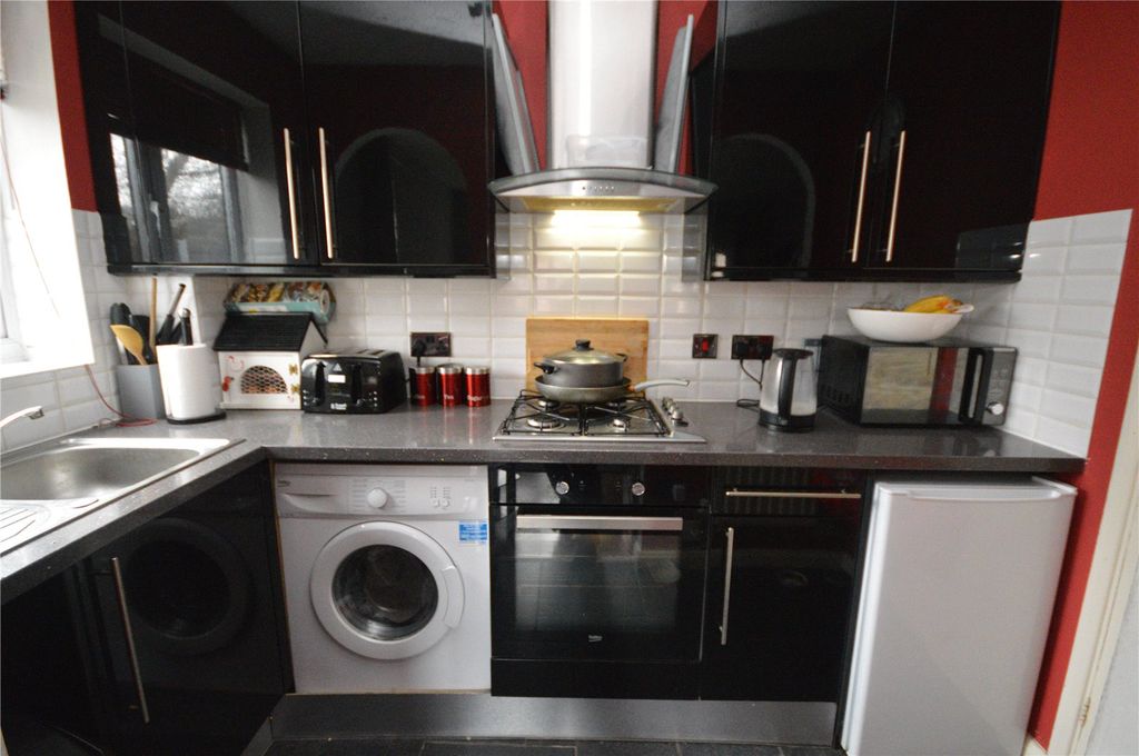 Property photo 2 of 8 Picture No. 09