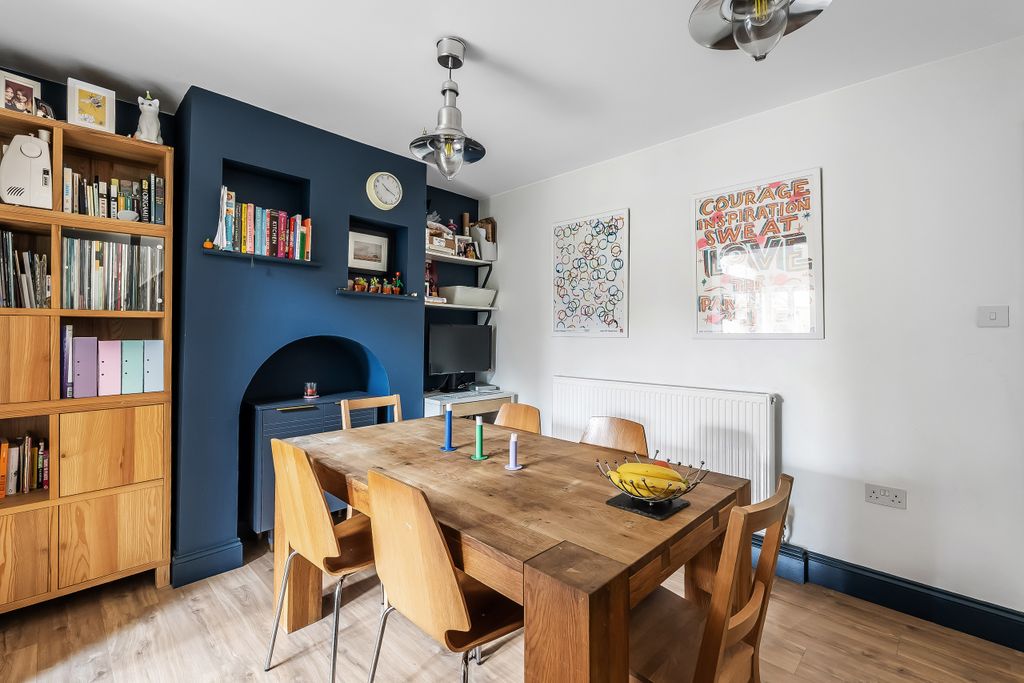 Property photo 3 of 25 Photo 3