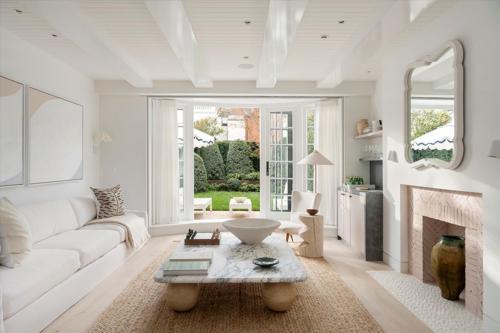 Property photo 1 of 28 Image