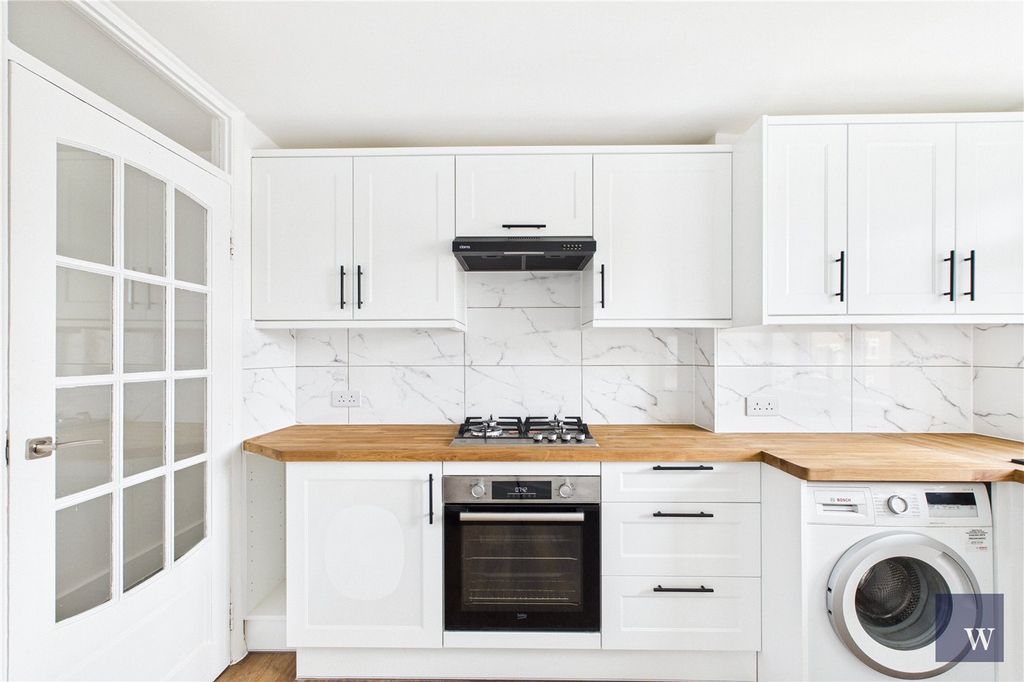 Property photo 3 of 8 Picture No. 03