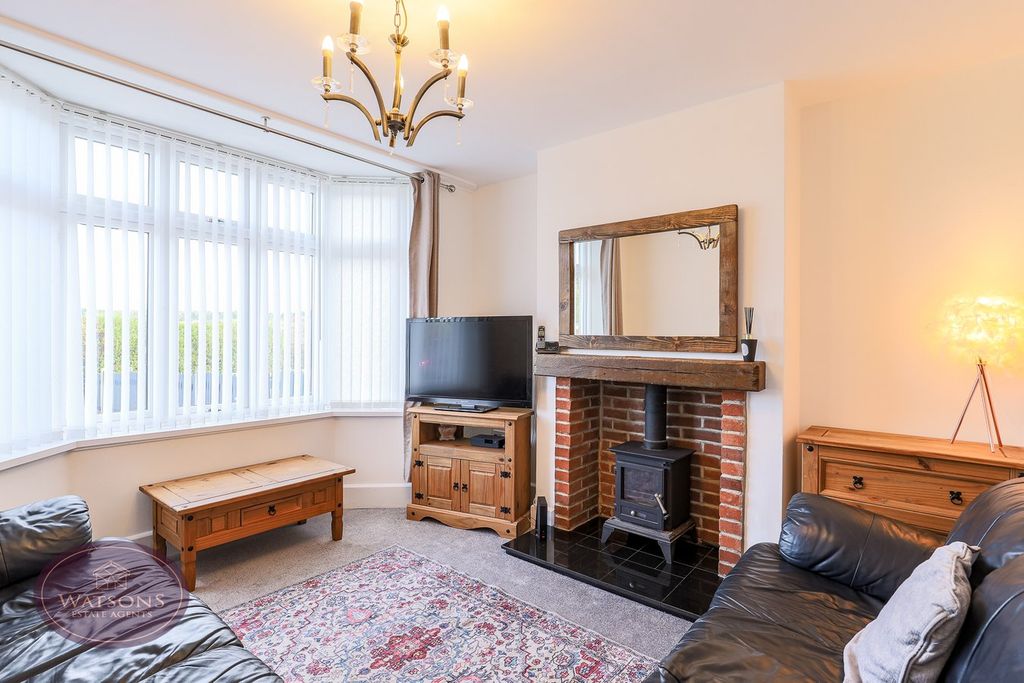 Property photo 3 of 28