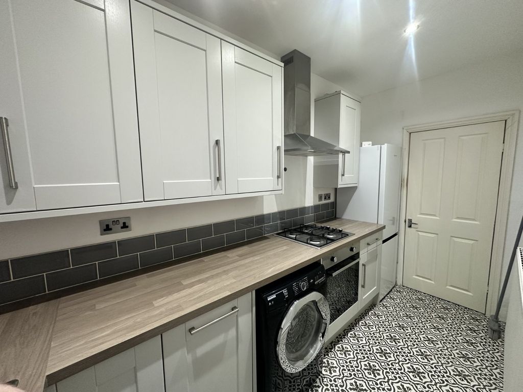 Property photo 3 of 12 Picture No. 08