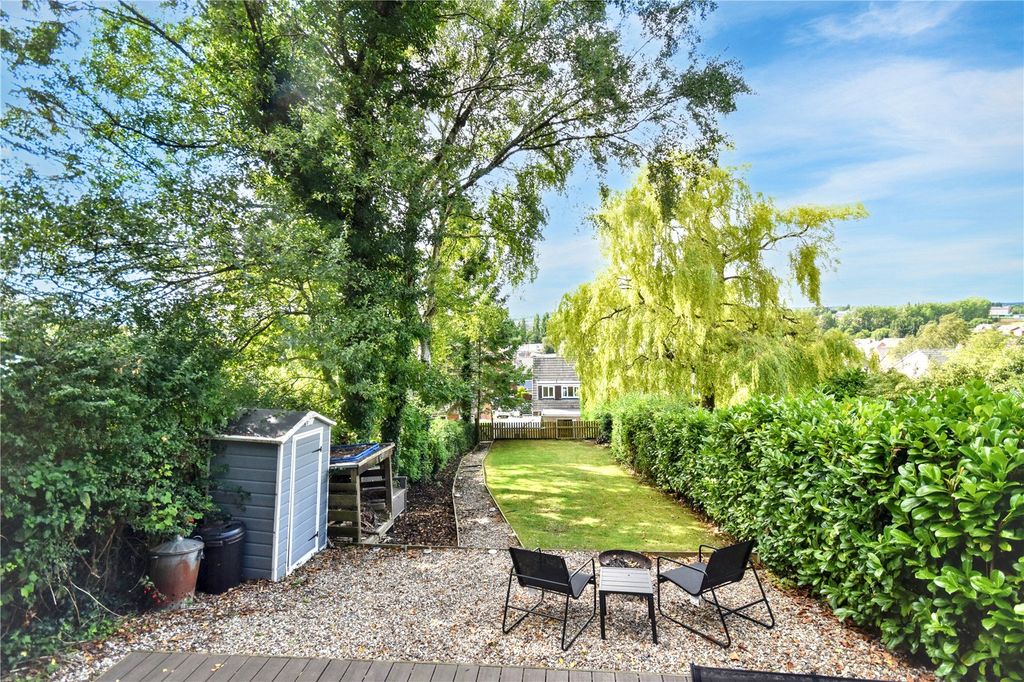 Property photo 1 of 25 Picture No. 24