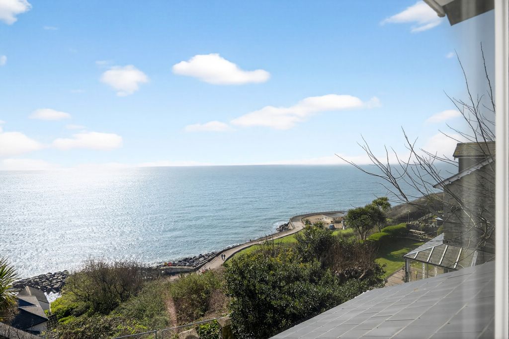 Property photo 1 of 31 Pbox-Img.Jpg