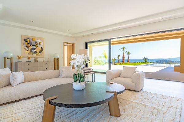 Property photo 2 of 3