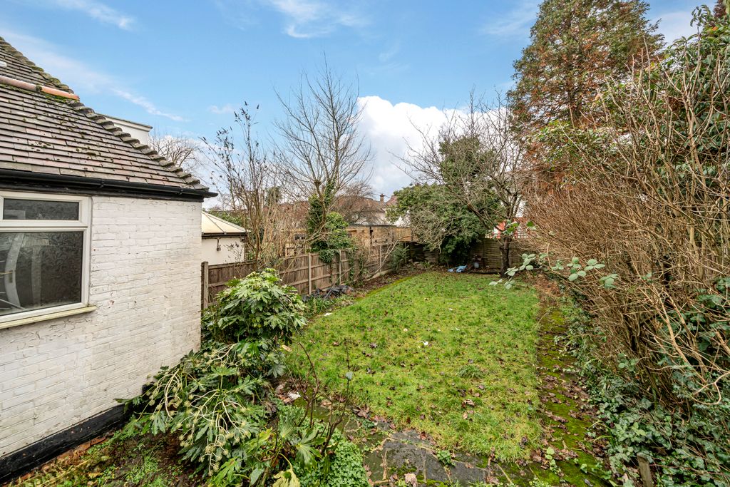 Property photo 3 of 16