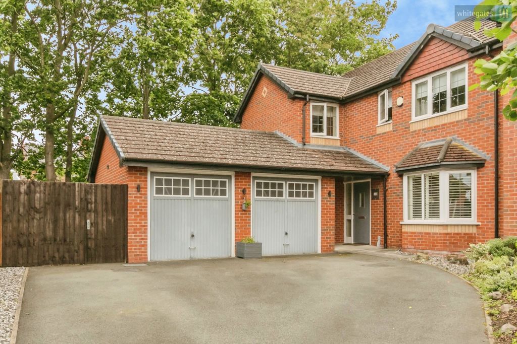 Property photo 1 of 31 Pbox-Img.Jpg