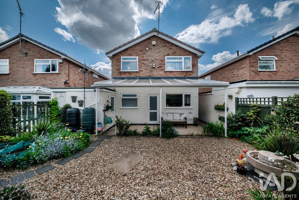 Property photo 2 of 23