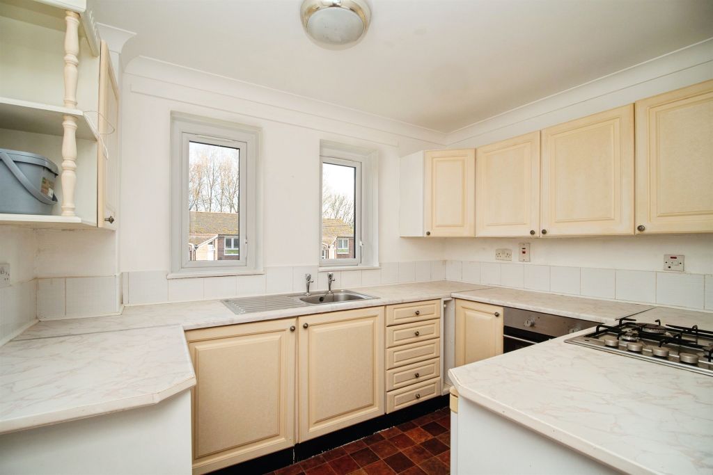 Property photo 2 of 9