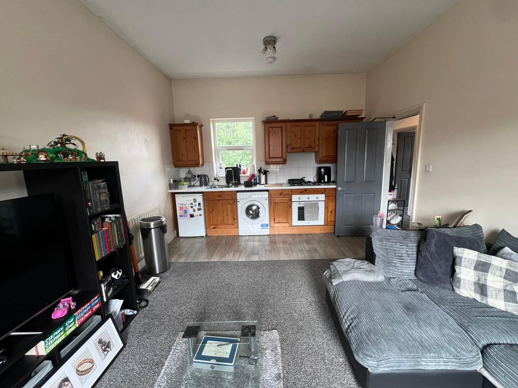 Property photo 1 of 8 Whatsapp Image 2026-08-28 At 13.46.33