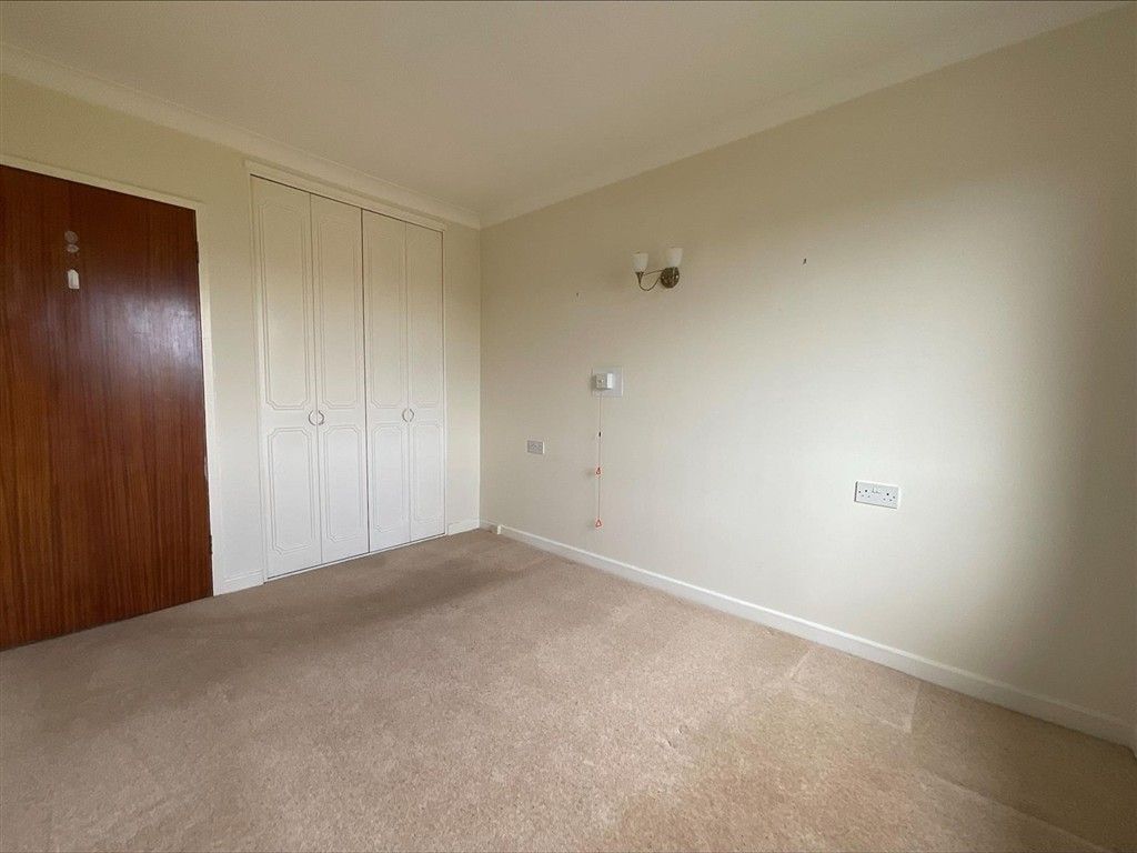 Property photo 1 of 5 Lounge