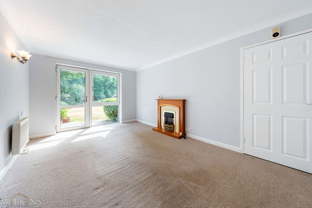 Property photo 2 of 16 Photograph