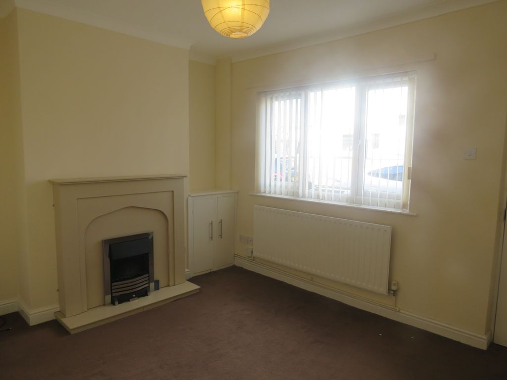 Property photo 2 of 8 View