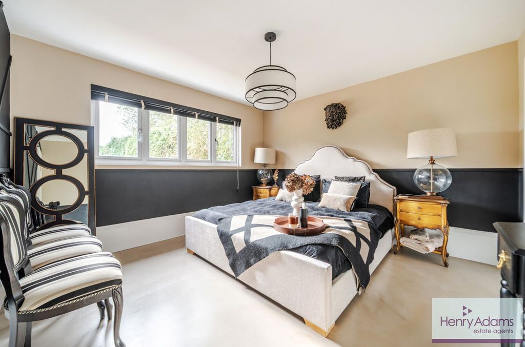 Additional image 16 of 5 bed detached house for saleRamsdean Road, Petersfield GU32