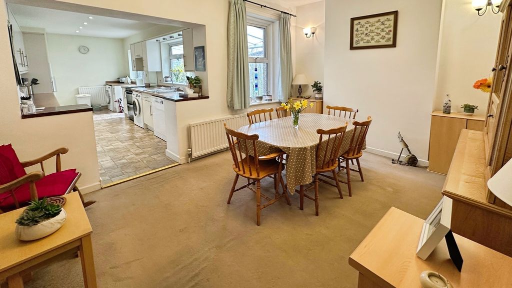 Property photo 2 of 22 Pbox-Img.Jpg
