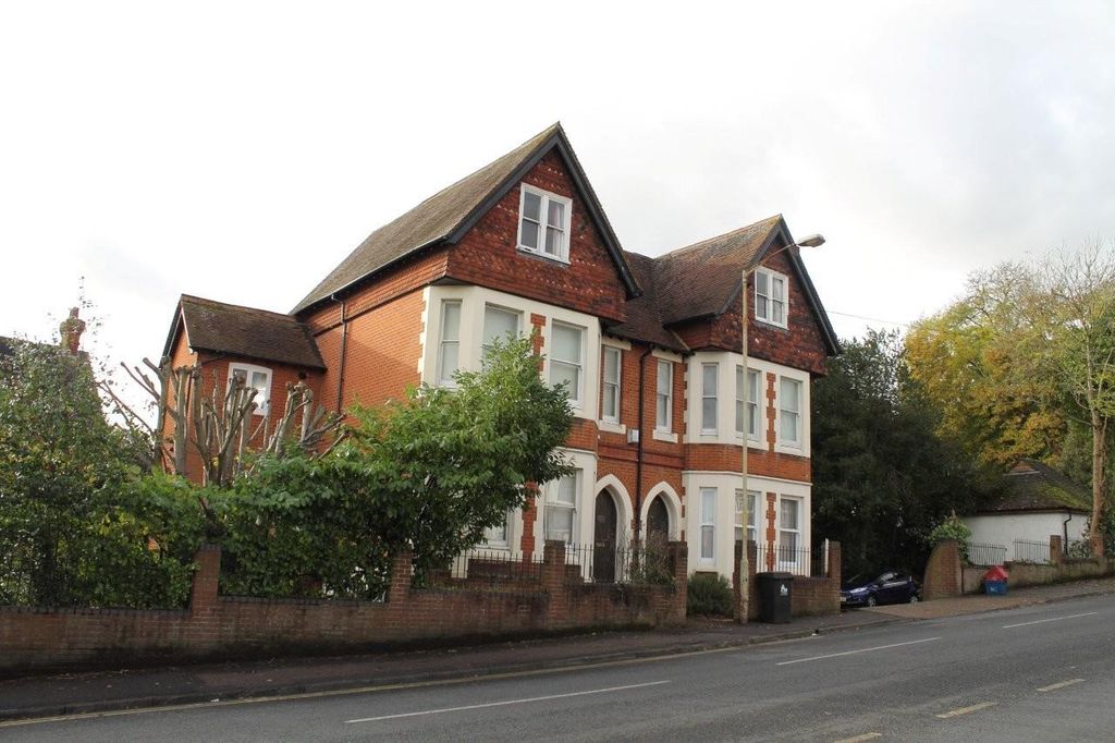 Property photo 1 of 6 Flat 2 Salisbury House 2016 5.Jpg