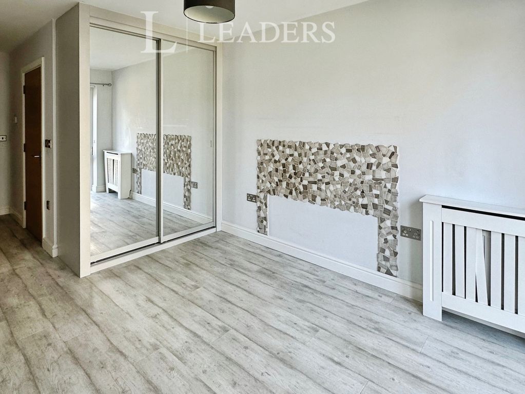 Property photo 3 of 9 Pbox-Img.Jpg