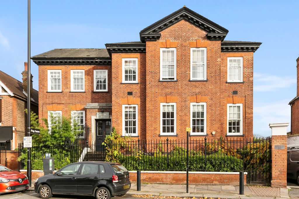 Property photo 3 of 16 Image