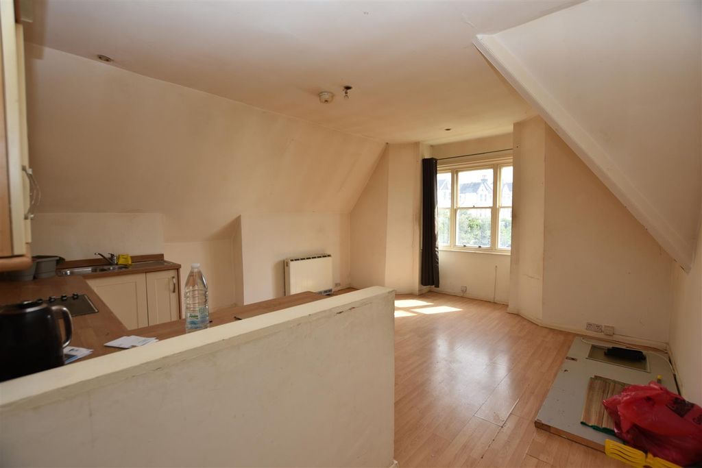 Property photo 2 of 9 Open Plan Living