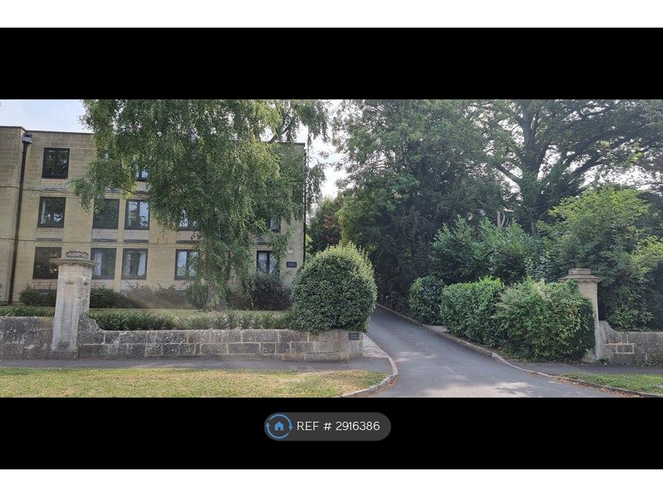 Property photo 1 of 10 Front