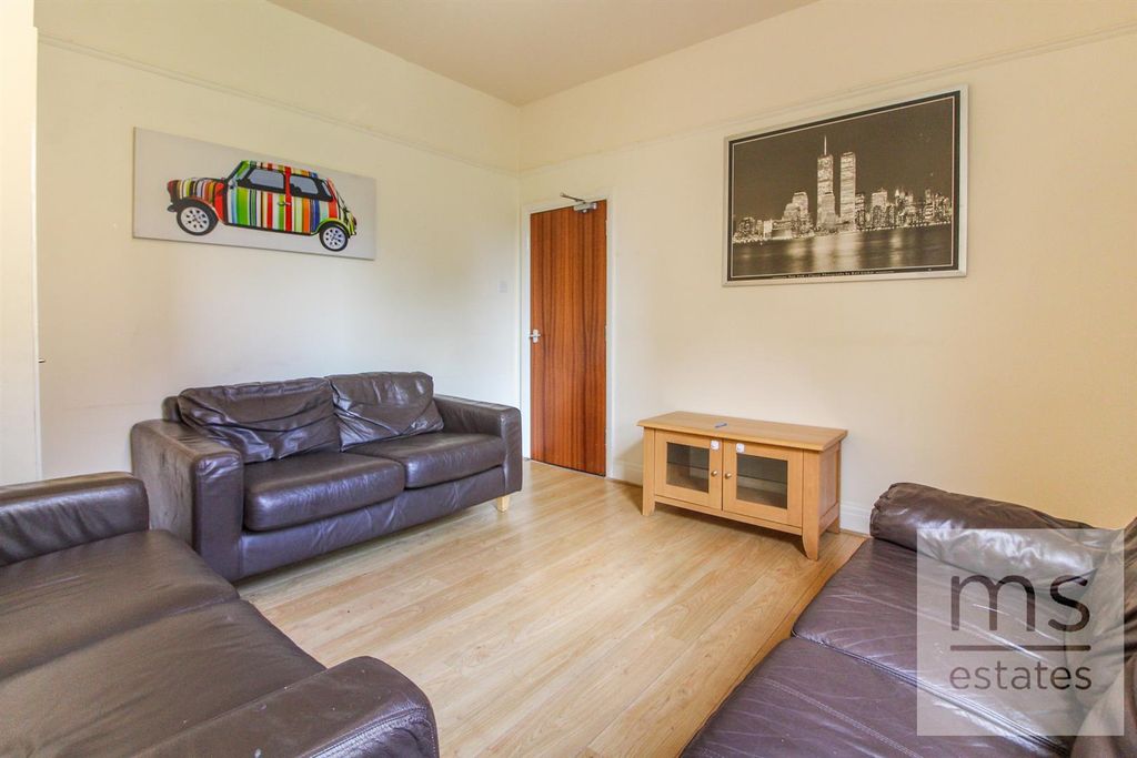 Property photo 3 of 20 Img_8818.Jpg
