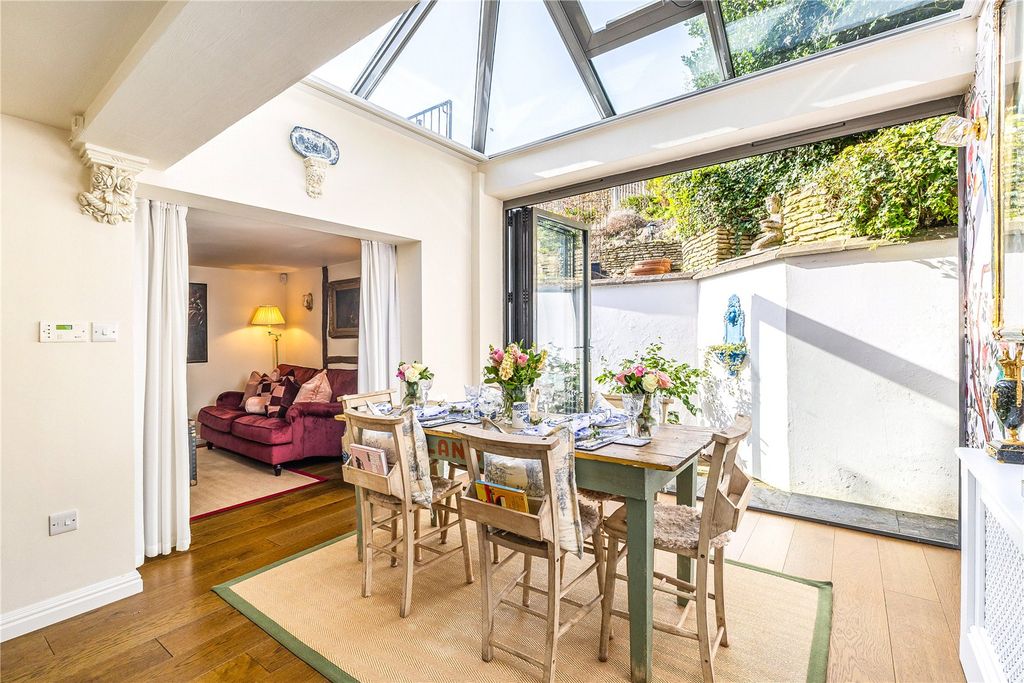 Property photo 3 of 23 Dining/Garden Room