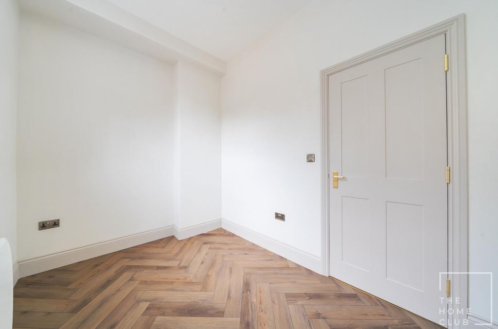 Property photo 1 of 14 6Fffb4Fb-3Ca1-4215-A108-0d245Ab221d7.Jpg