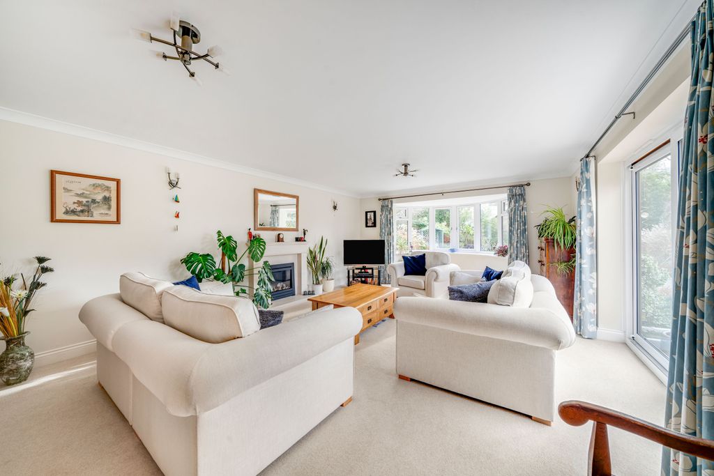Property photo 2 of 41 3