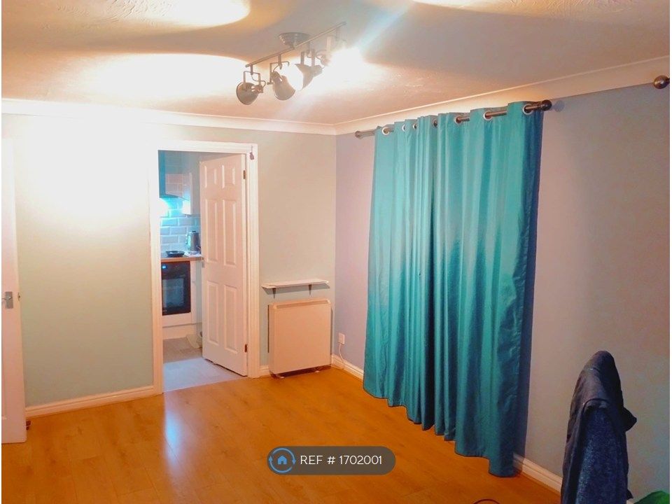 Property photo 1 of 4