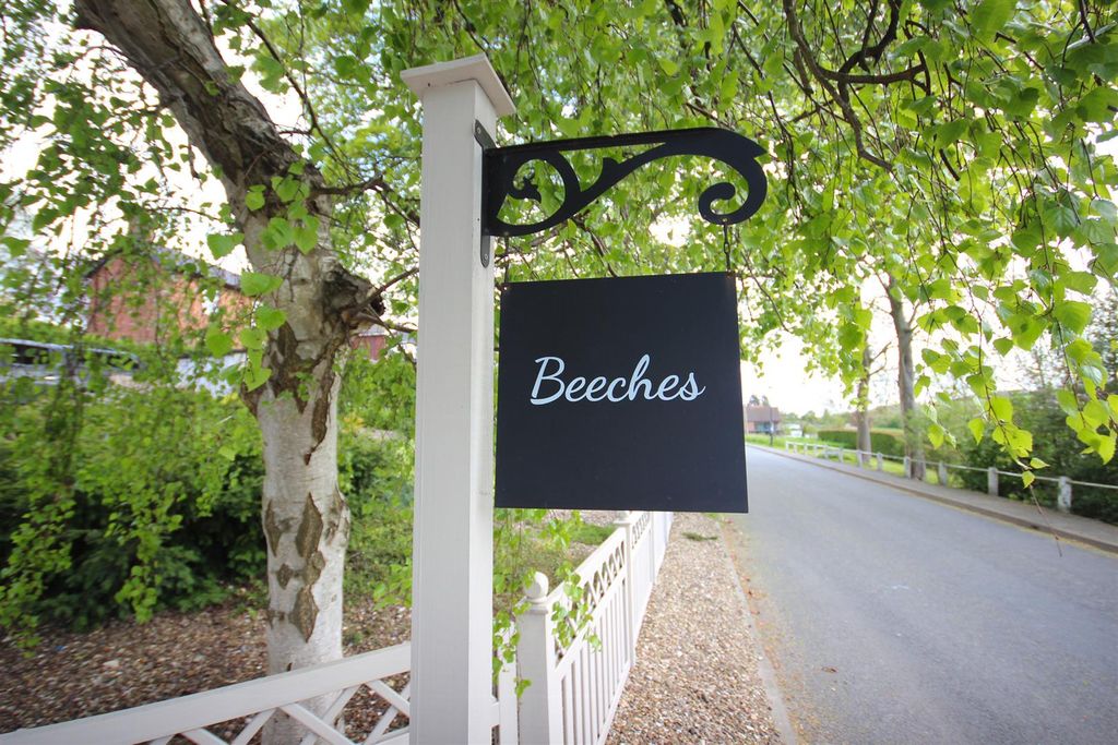 Property photo 2 of 24 Beeches (20).Jpg