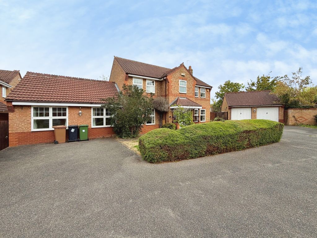 Property photo 1 of 11