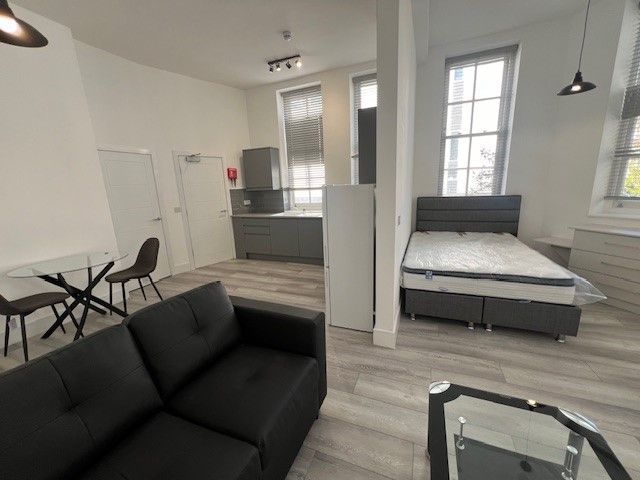 Property photo 2 of 6