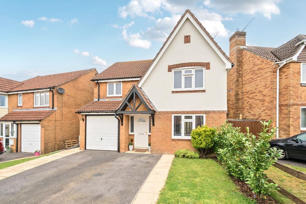 Property photo 1 of 19 1437849-21-69d7c1F947Cf5.Jpg