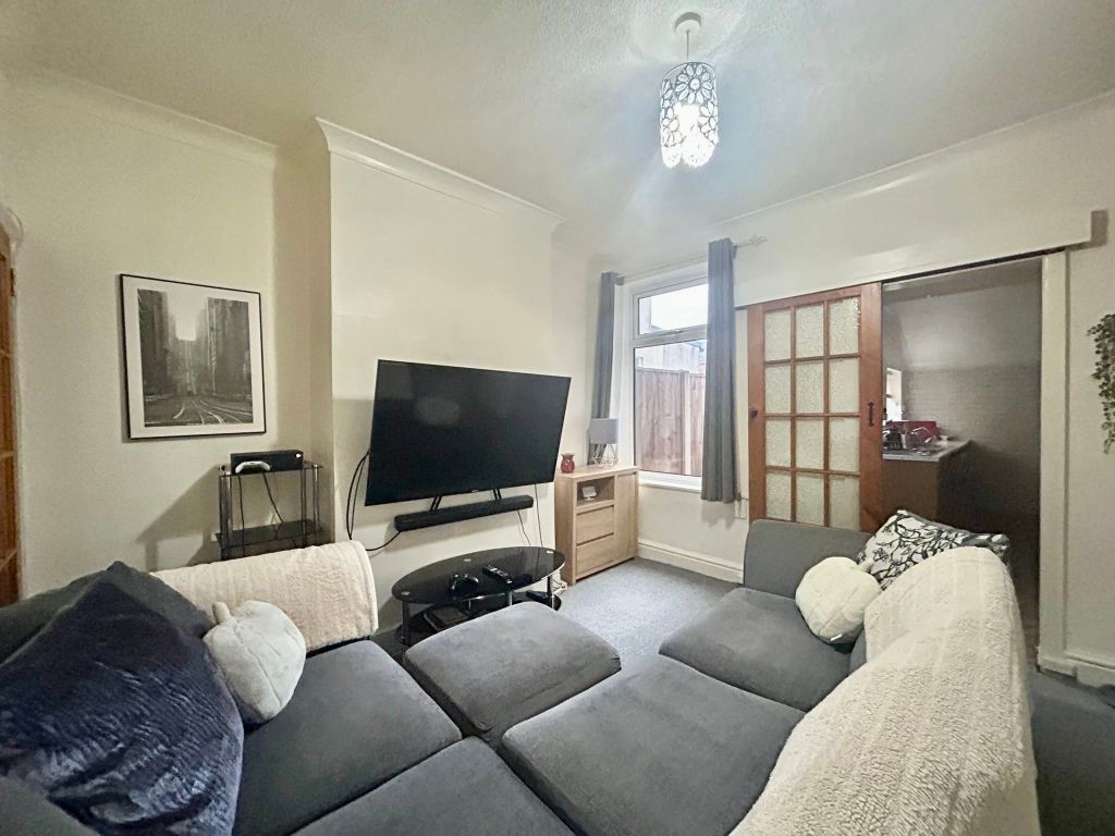 Property photo 3 of 10