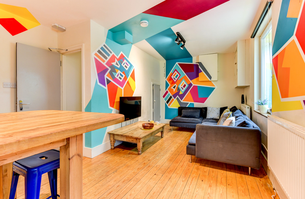 Property photo 1 of 5