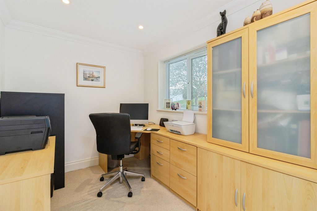 Additional image 10 of 4 bed detached house for salePetroc Drive, Newton Abbot TQ12