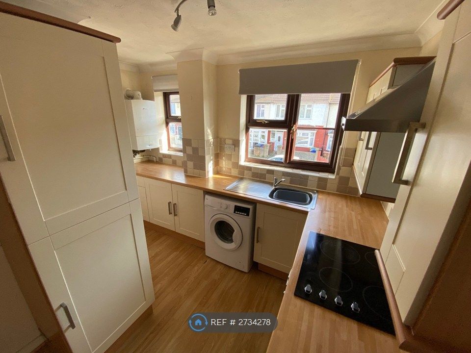 Property photo 3 of 9