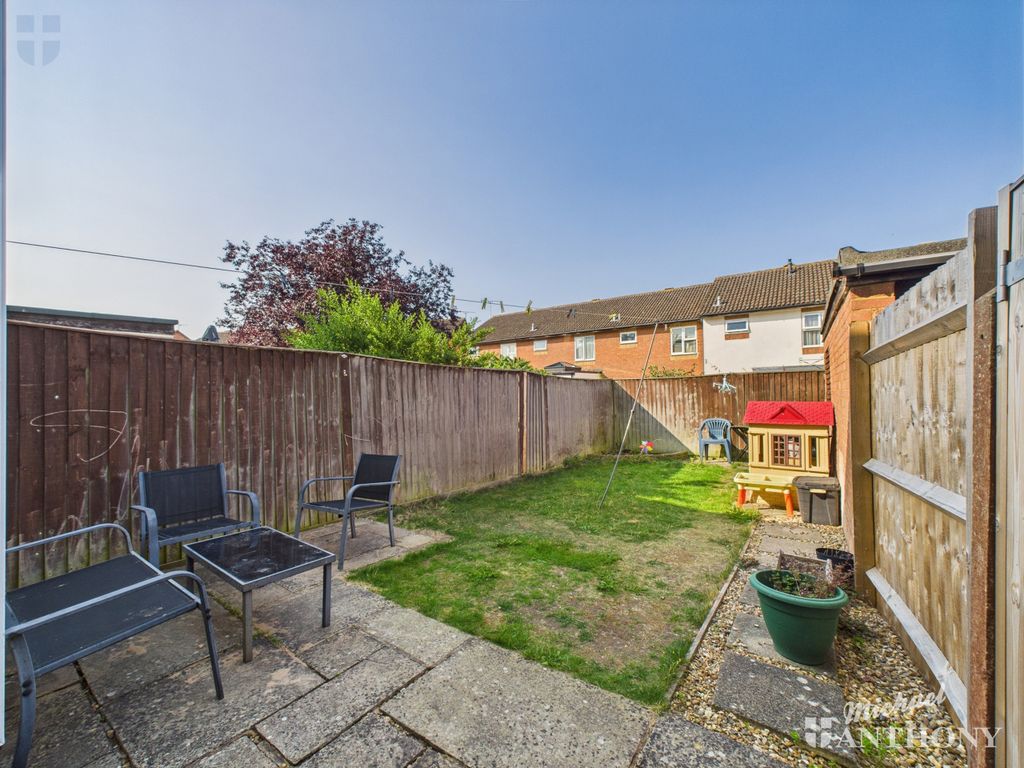 Property photo 3 of 9 Cam03218G0-Pr0736-Still009