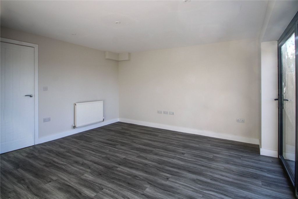 Property photo 3 of 13 Picture No. 13