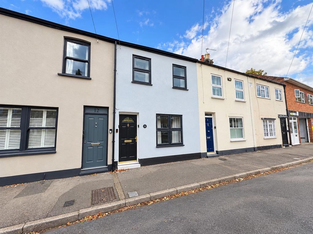 Property photo 1 of 14 213Ac3F7-B7C8-4E95-8F28-60C2A3E810E5.Png