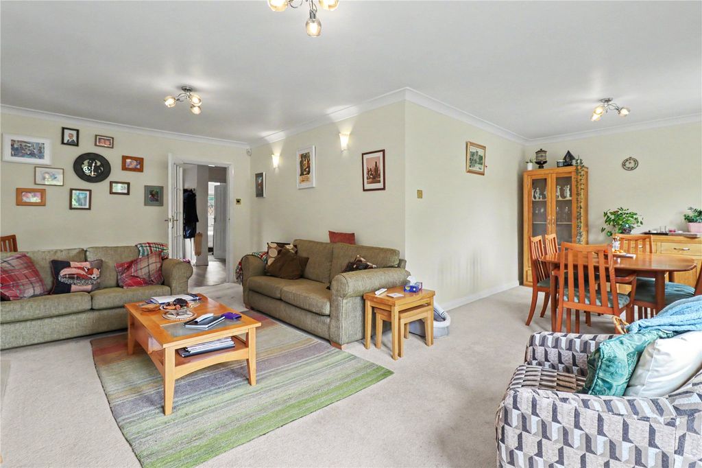 Property photo 3 of 14 Living/Dining Room