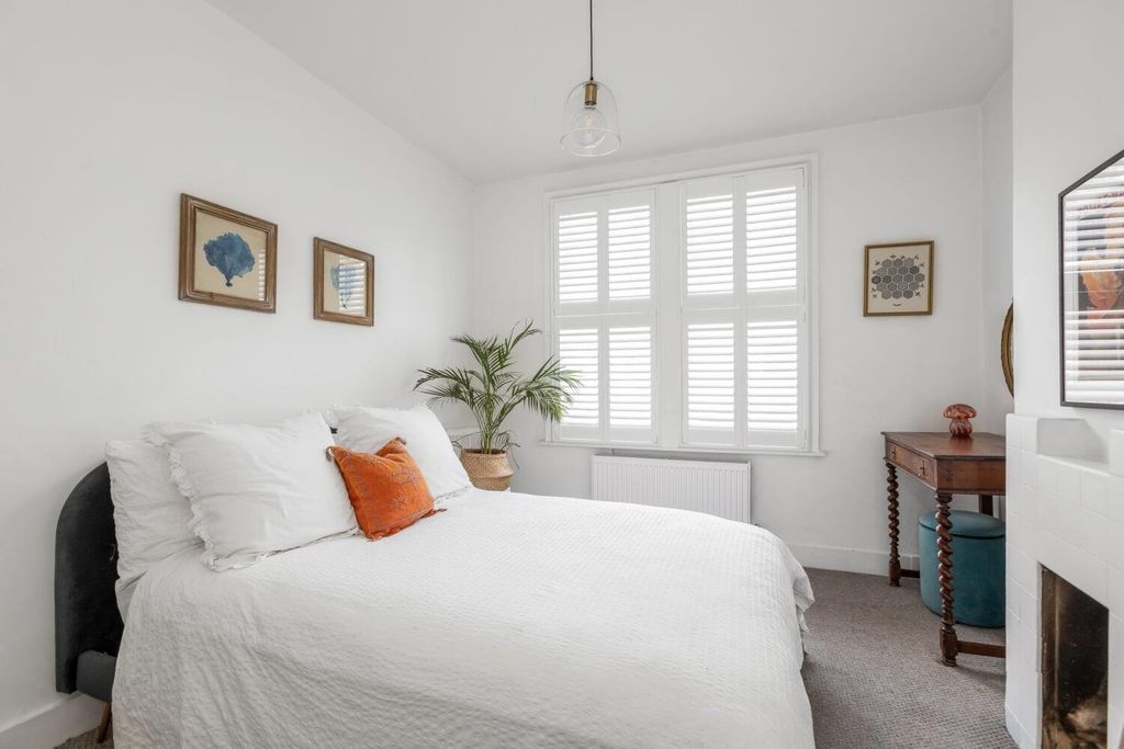 Property photo 3 of 17 2.Jpg