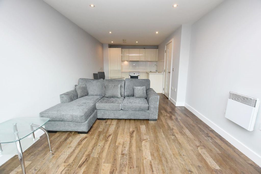 Property photo 1 of 6